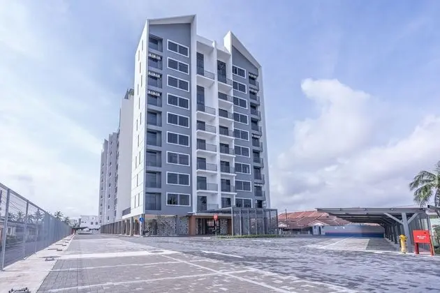 OYO Home 89600 Marvelous 3br Imperio - Dış Mekan