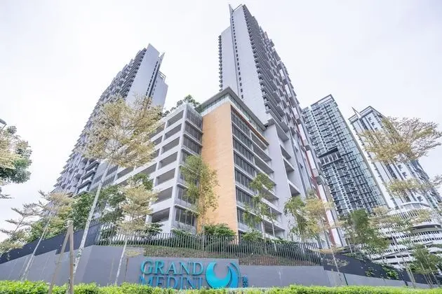 OYO Home 89724 Amazing 2br Grand Medini