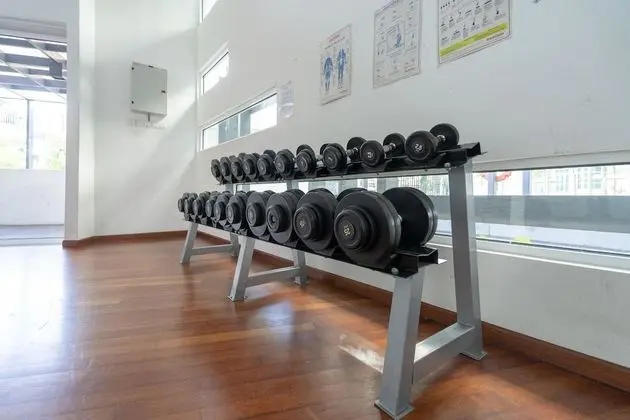 OYO Home 89736 Unbelievable 2br 1medini - Fitness