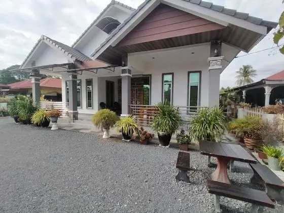 OYO Home 90388 Homestay Masha