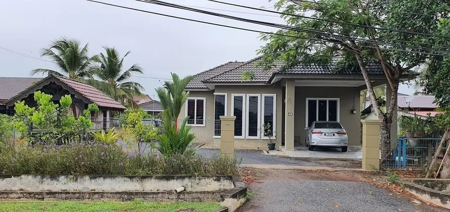 OYO Home 90496 Delima Homestay