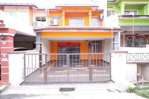 OYO Homes 90575 C.k Bahau Homestay - Dış Mekan