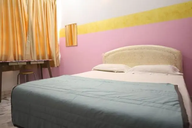 OYO Homes 90575 C.k Bahau Homestay - Oda