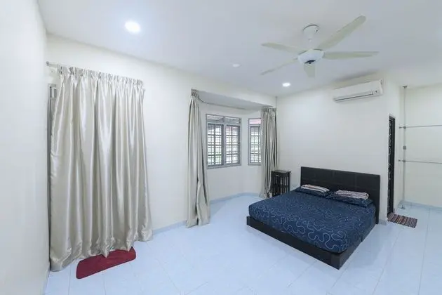 OYO Homes 90583 Yogha's Homestay - Oda