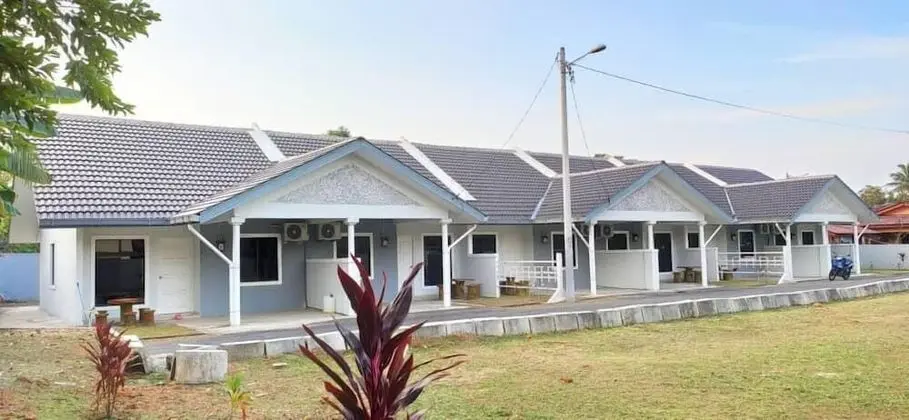OYO Homes 90679 Bahari Homes
