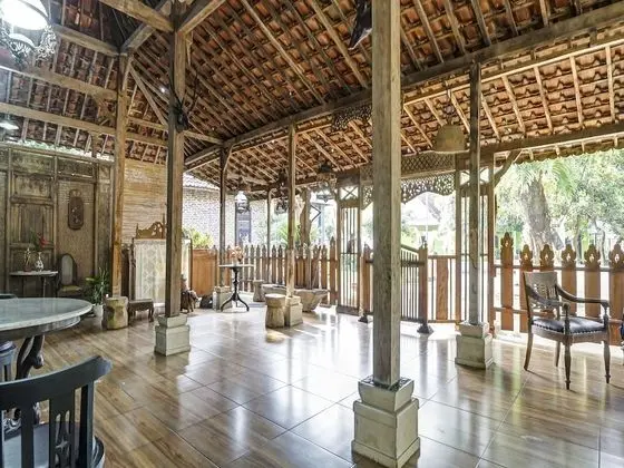 OYO Homes 90948 Desa Wisata Kampung - Lobi