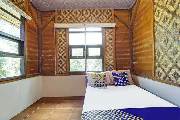 OYO Homes 90956 Desa Wisata Guranteng