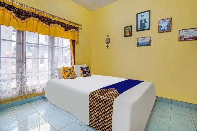 OYO Homes 91002 Eco Tourism Desa Cibodas Areng 3 Syariah