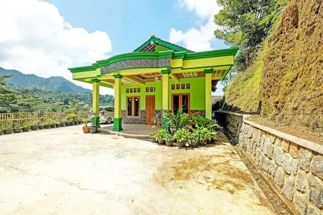 OYO Homes 91095 Desa Wisata Conto - Dış Mekan