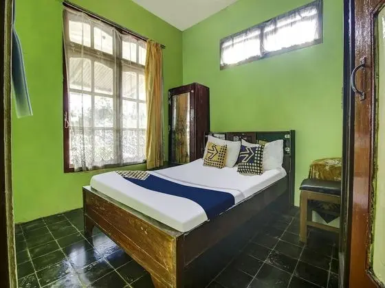 OYO Homes 91155 Desa Wisata Selamanik