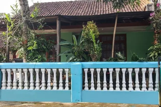 OYO Homes 91155 Desa Wisata Selamanik