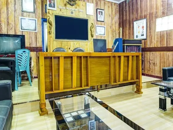 OYO HOMES 91242 Desa Wisata Cibuntu - Lobi