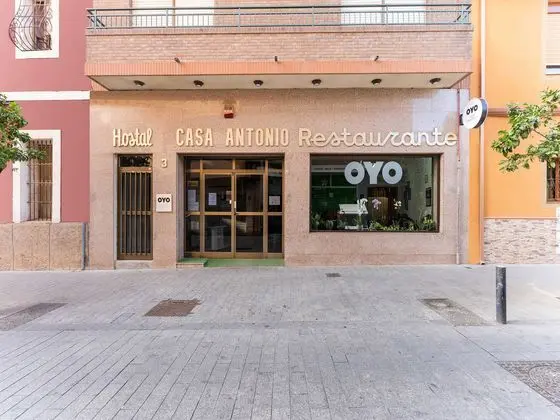 OYO Hostal Casa Antonio