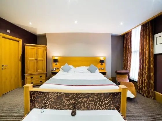 OYO Imperial Hotel - Öne Çıkan Resim