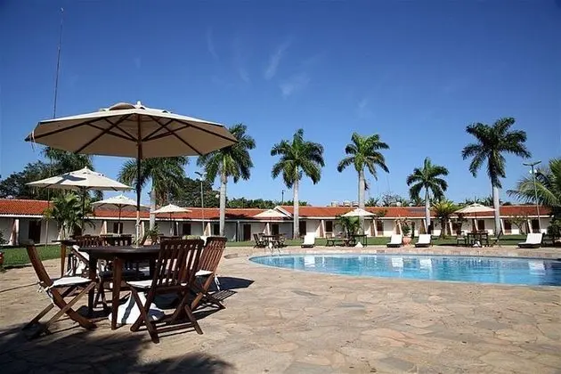 OYO IPE PARK HOTEL - Havuz