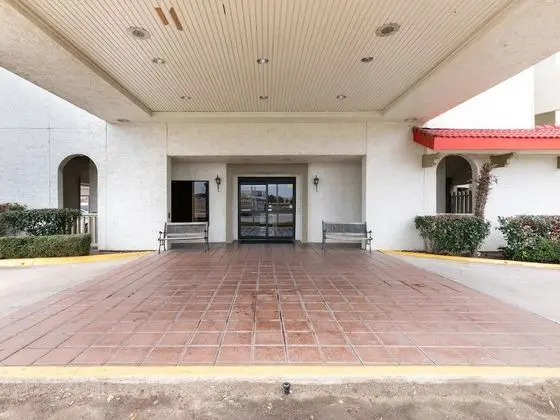 OYO Hotel Irving DFW Airport North - Dış Mekan