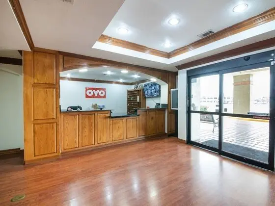 OYO Hotel Irving DFW Airport North - Lobi