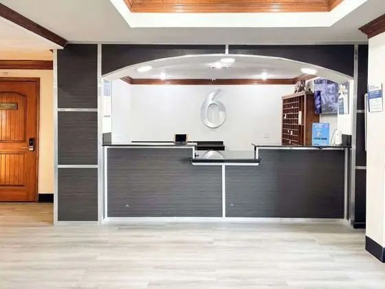 OYO Hotel Irving DFW Airport North - Lobi