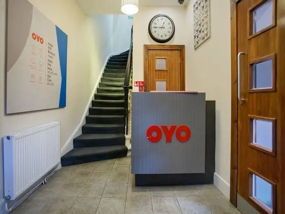 OYO The Ivory Hotel - Lobi