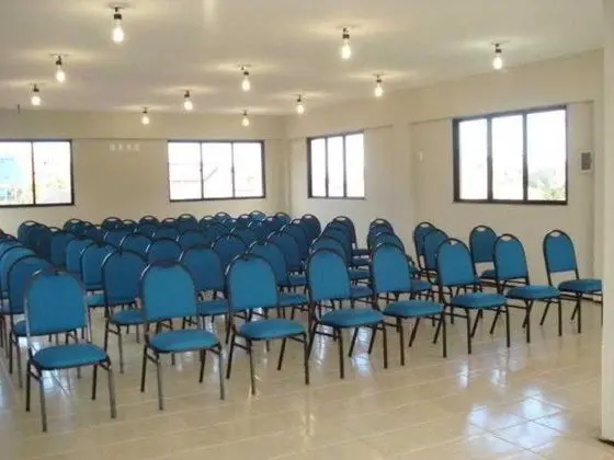 OYO Kalamari Beach Hotel