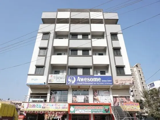 OYO Living Sriram heights Bhekrai Nagar Near Kumar Park Infinia - Dış Mekan