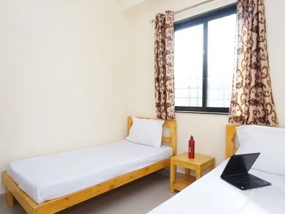 OYO Living Sriram heights Bhekrai Nagar Near Kumar Park Infinia - Oda