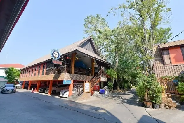 OYO Maesri Resort - Dış Mekan