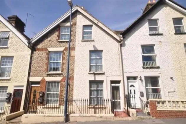 OYO The Maidstone GuestHouse