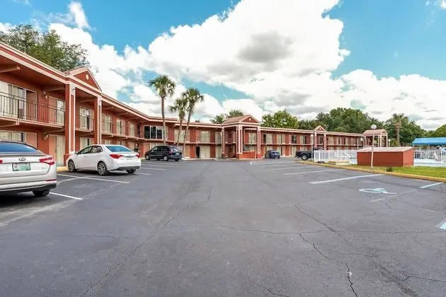 OYO Hotel Mustang Silverspring FL - Dış Mekan