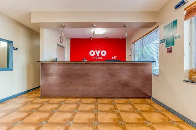 OYO Hotel Pinellas Park - St. Petersburg North US- - Lobi