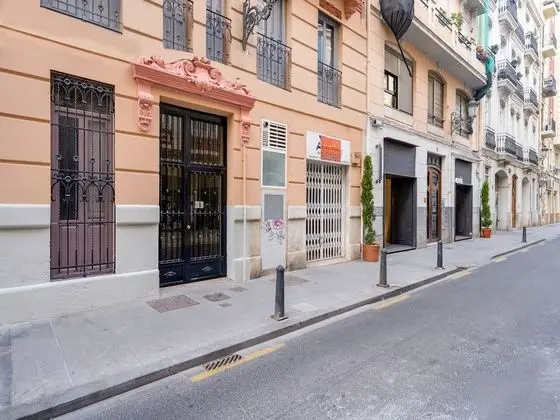 OYO Ruzafa Guesthouse