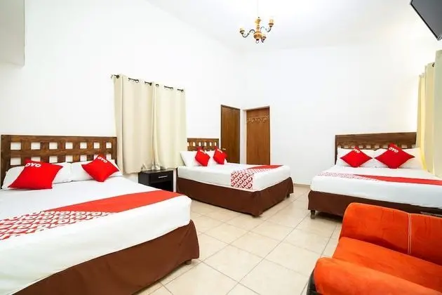 OYO Hotel Villas De San Miguel Media Luna - Oda