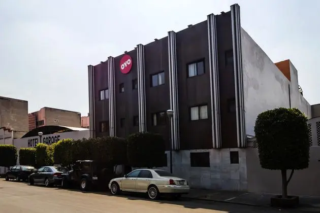 OYO Hotel Sr92