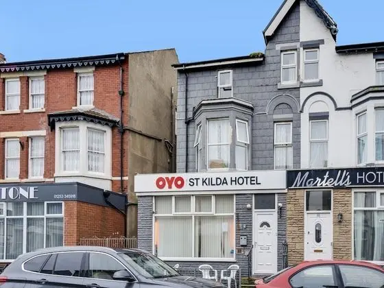 OYO St. Kilda Hotel