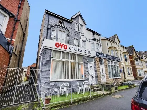 OYO St. Kilda Hotel