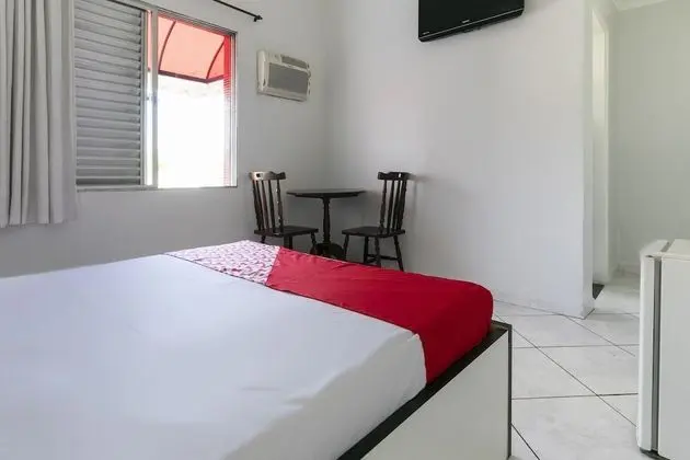 OYO Hotel Sunshine - Oda