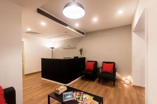 OYO Townhouse 011 Esplanade - Lobi