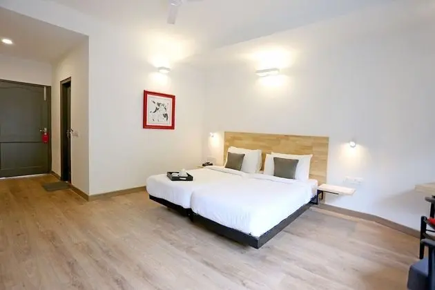 OYO Townhouse 020 Huda Metro South City 1 - Oda