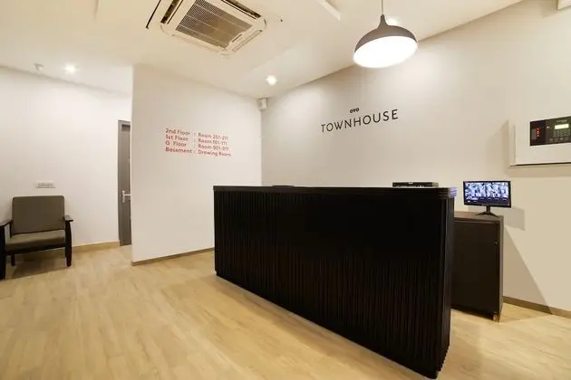 OYO Townhouse 120 Shushant Lok - Lobi