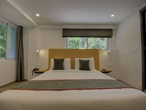OYO Townhouse 150 Hotel Sahaj Palace - Oda