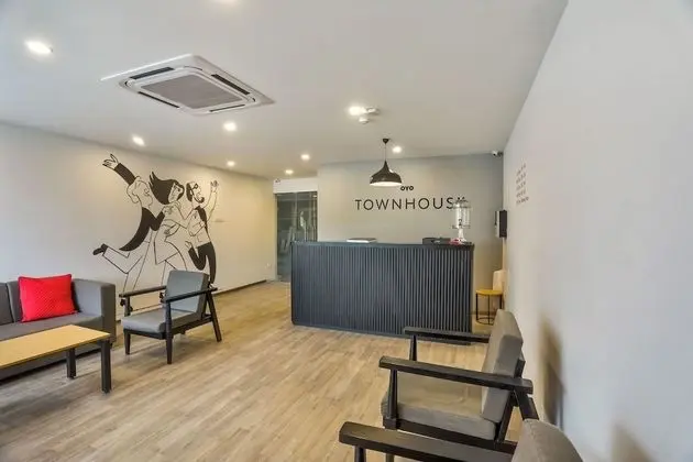 OYO Townhouse 156 Maraimalai Nagar - Lobi