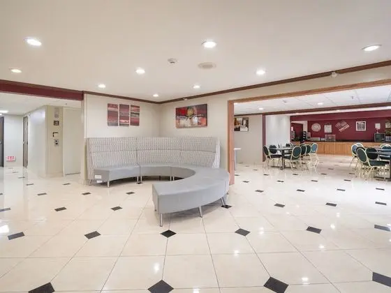 OYO Townhouse Houston Airport North