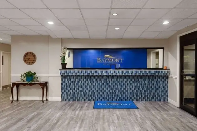 OYO Townhouse Houston Brookhollow - Lobi
