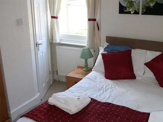 OYO Yardley Manor Hotel