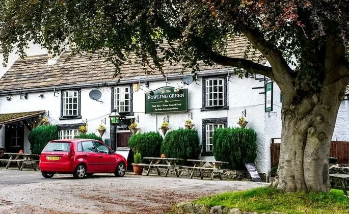 OYO Ye Olde Bowling Green Inn - Dış Mekan