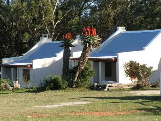 Oyster Bay Lodge
