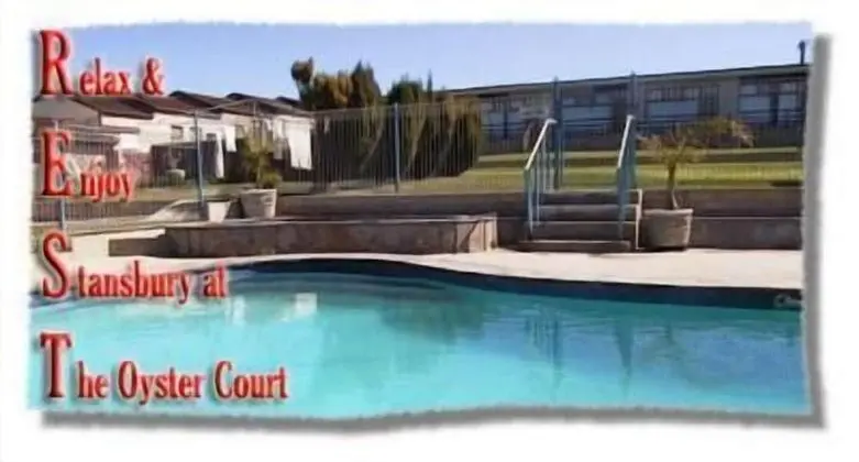 Oyster Court Apartments - Havuz