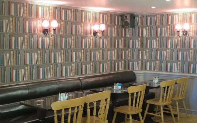 Oyster Fleet Hotel - Bar
