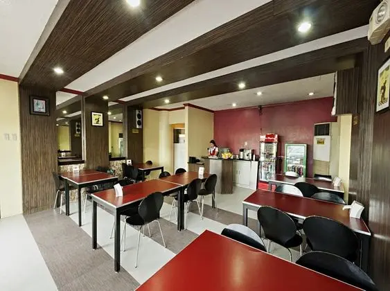 Oyster Plaza Hotel - Bar