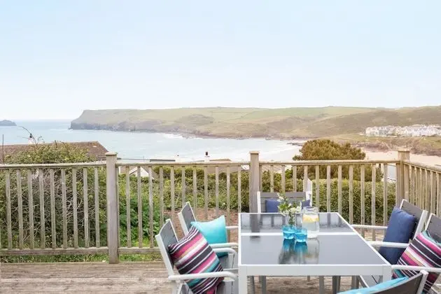 Oystercatcher Apartments